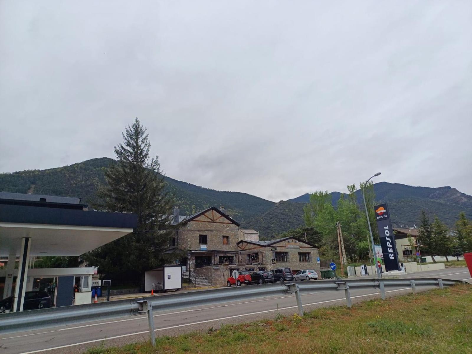 Apartamento Pico De Alba - Jacetania 比利亚努亚 外观 照片