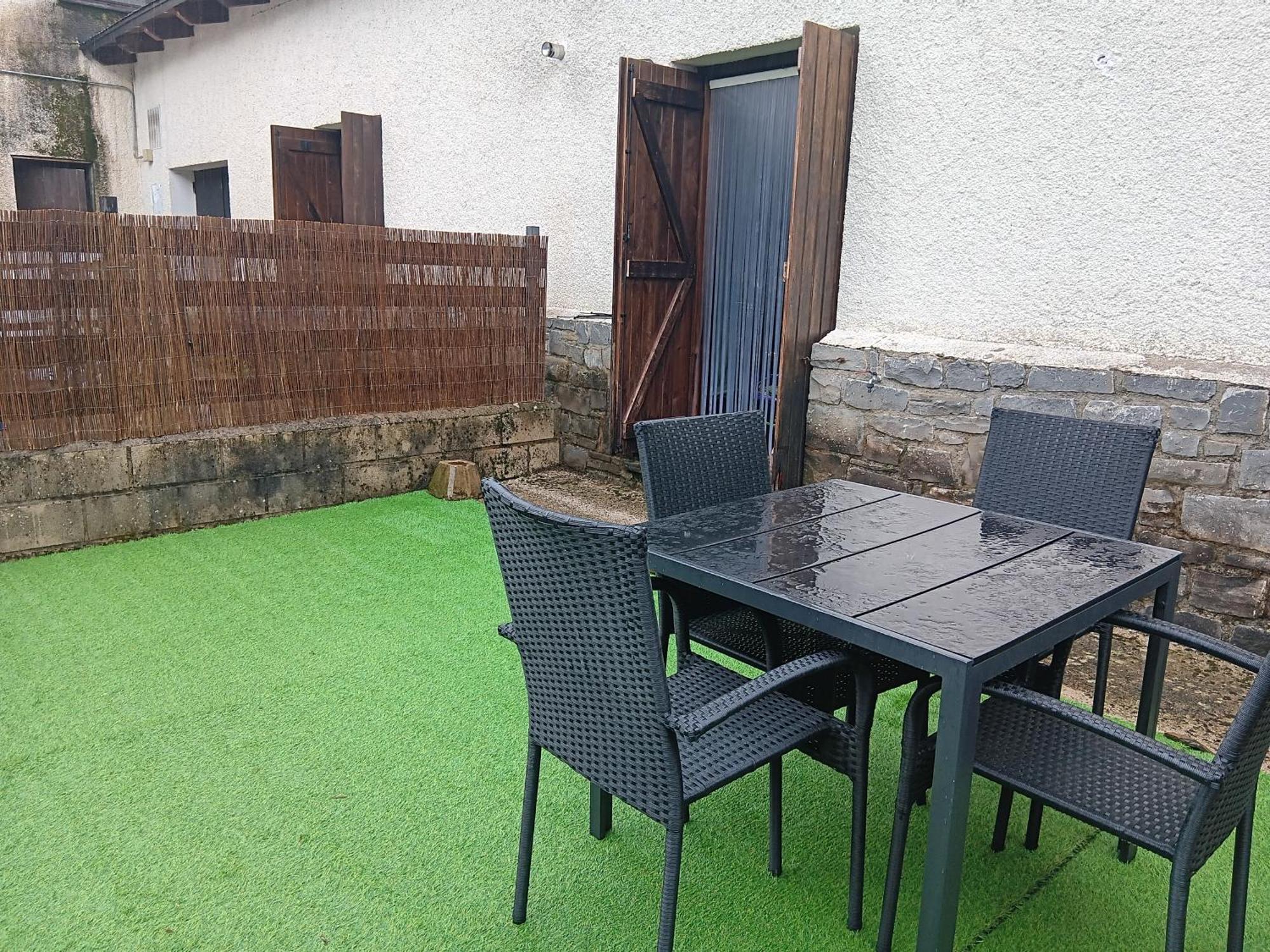 Apartamento Pico De Alba - Jacetania 比利亚努亚 外观 照片
